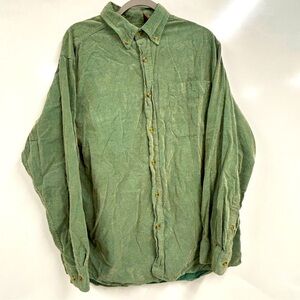 0172 Clearwater Outfitters Men's Green corduroy Button-Up Shirt size Large